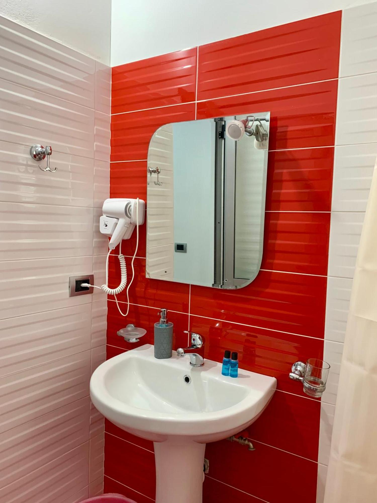 Hotel Piazza Saranda Dış mekan fotoğraf