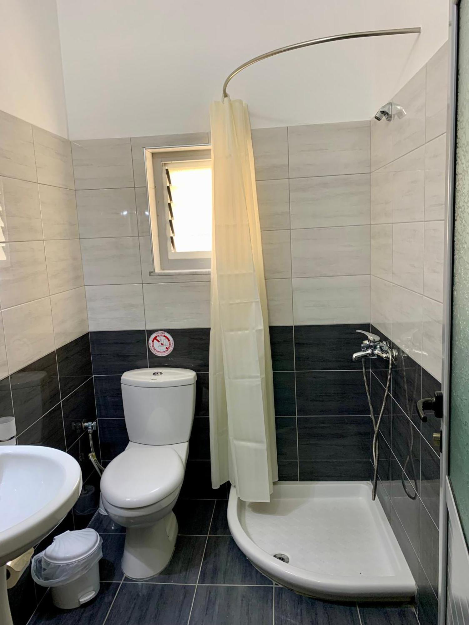 Hotel Piazza Saranda Dış mekan fotoğraf